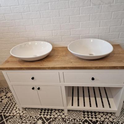 Kúpeľňový nábytok