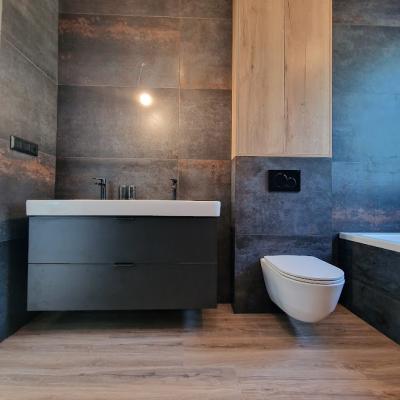 Kúpelňový nábytok